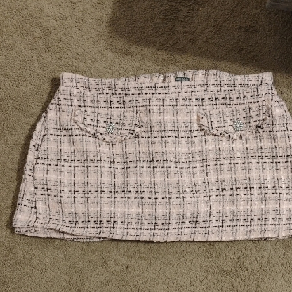 Chic Tweed Mini Skirt - Cream and Black